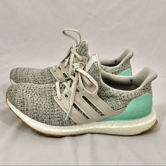 adidas Shoes - NWT women’s Adidas ultra boost size 7